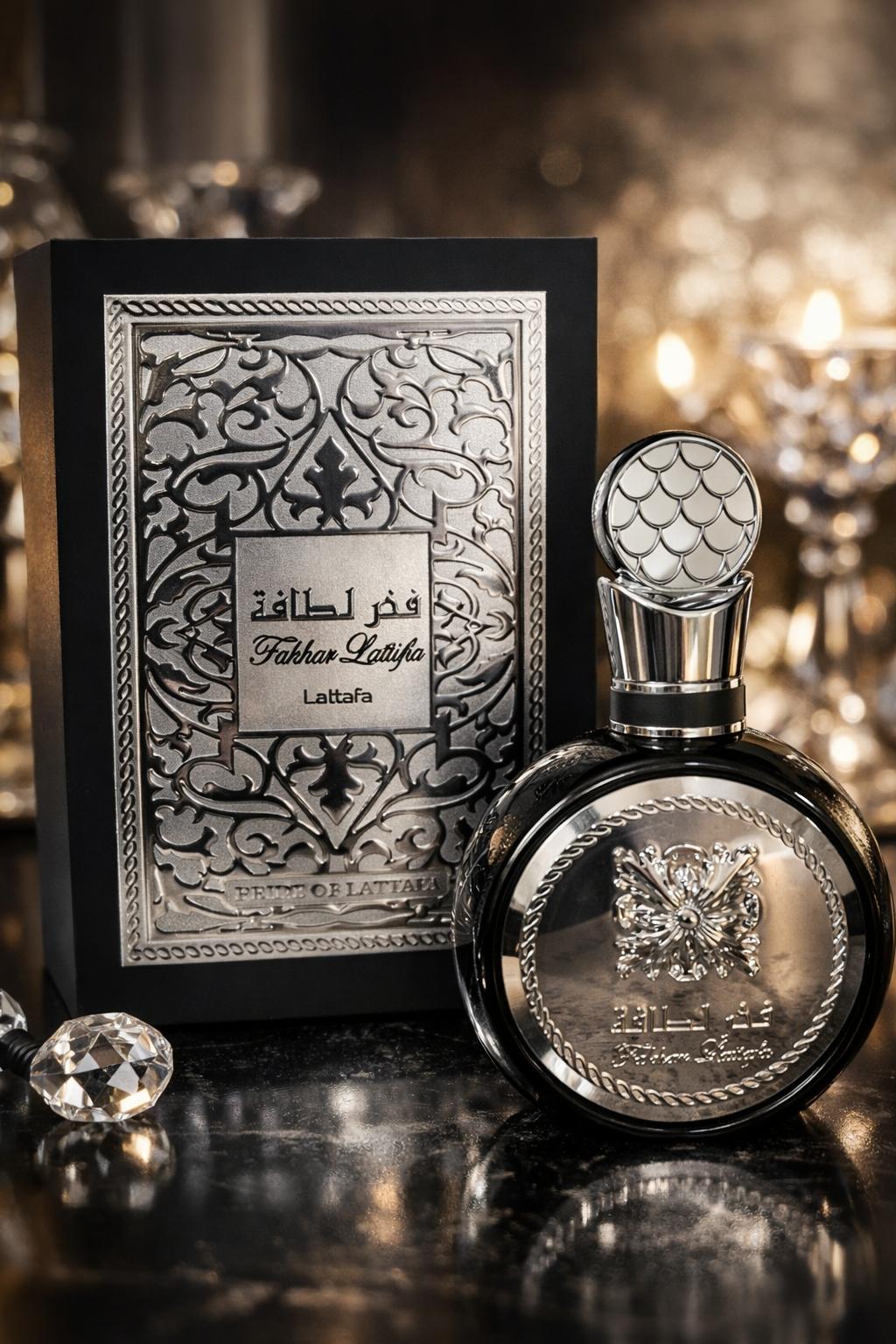 Lattafa Fakhar Czarny EDP dla mężczyzn 100 ml