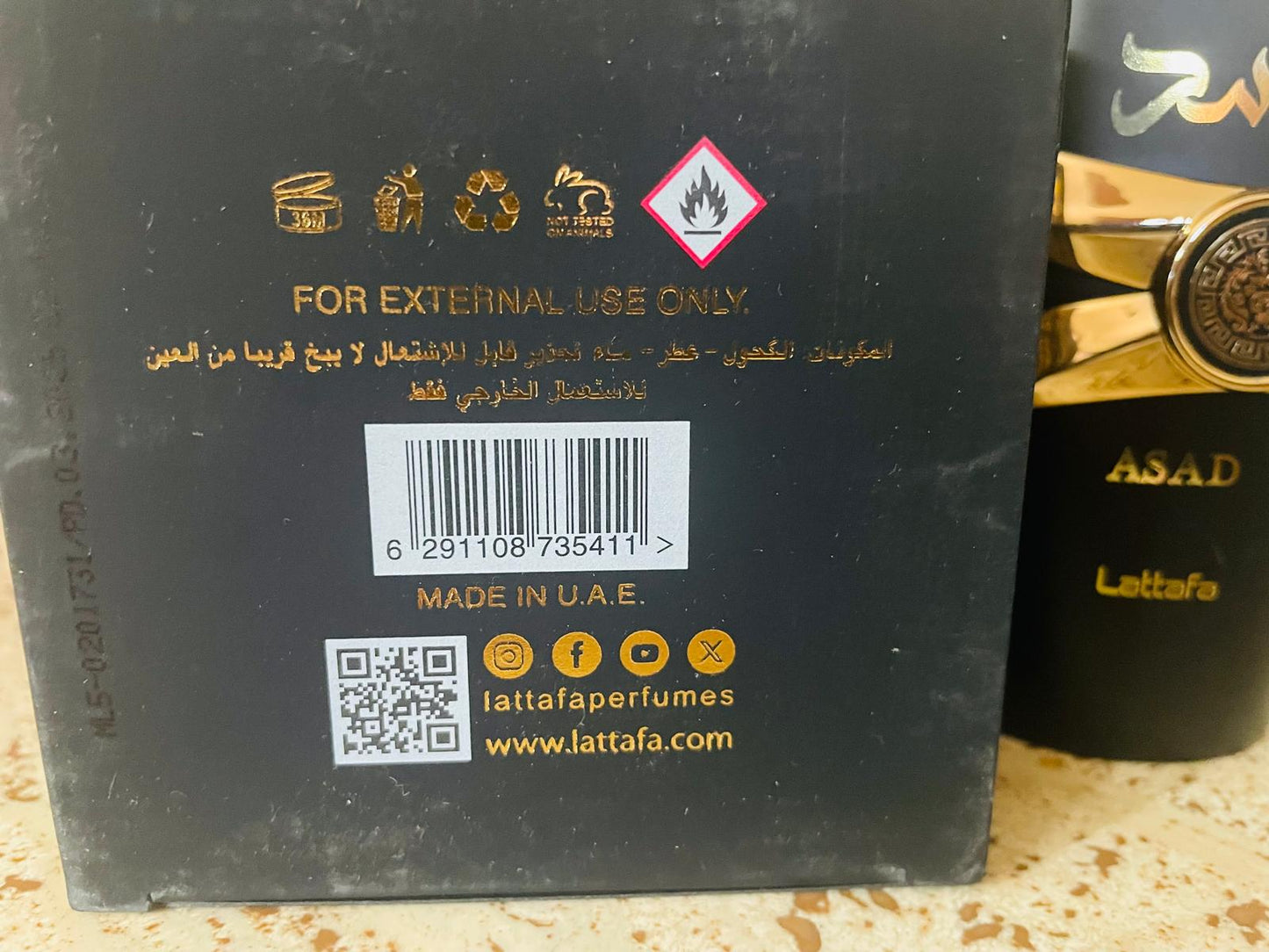Lattafa Asad Eau de Parfum 100ml Uomo - Profumo Arabo Intenso Vaniglia Speziato