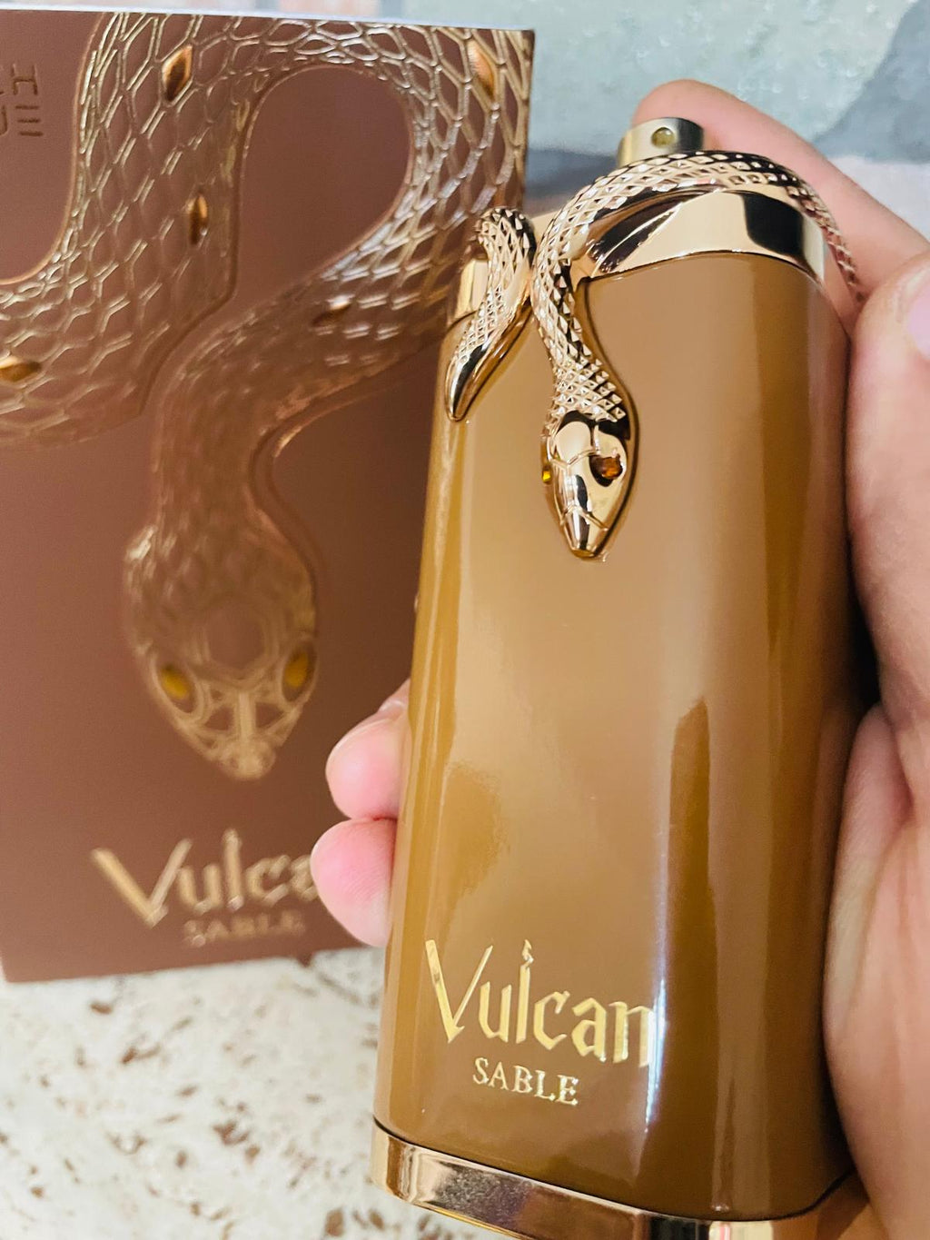 French Avenue Vulcan Sable Eau de Parfum unisex 100 ML