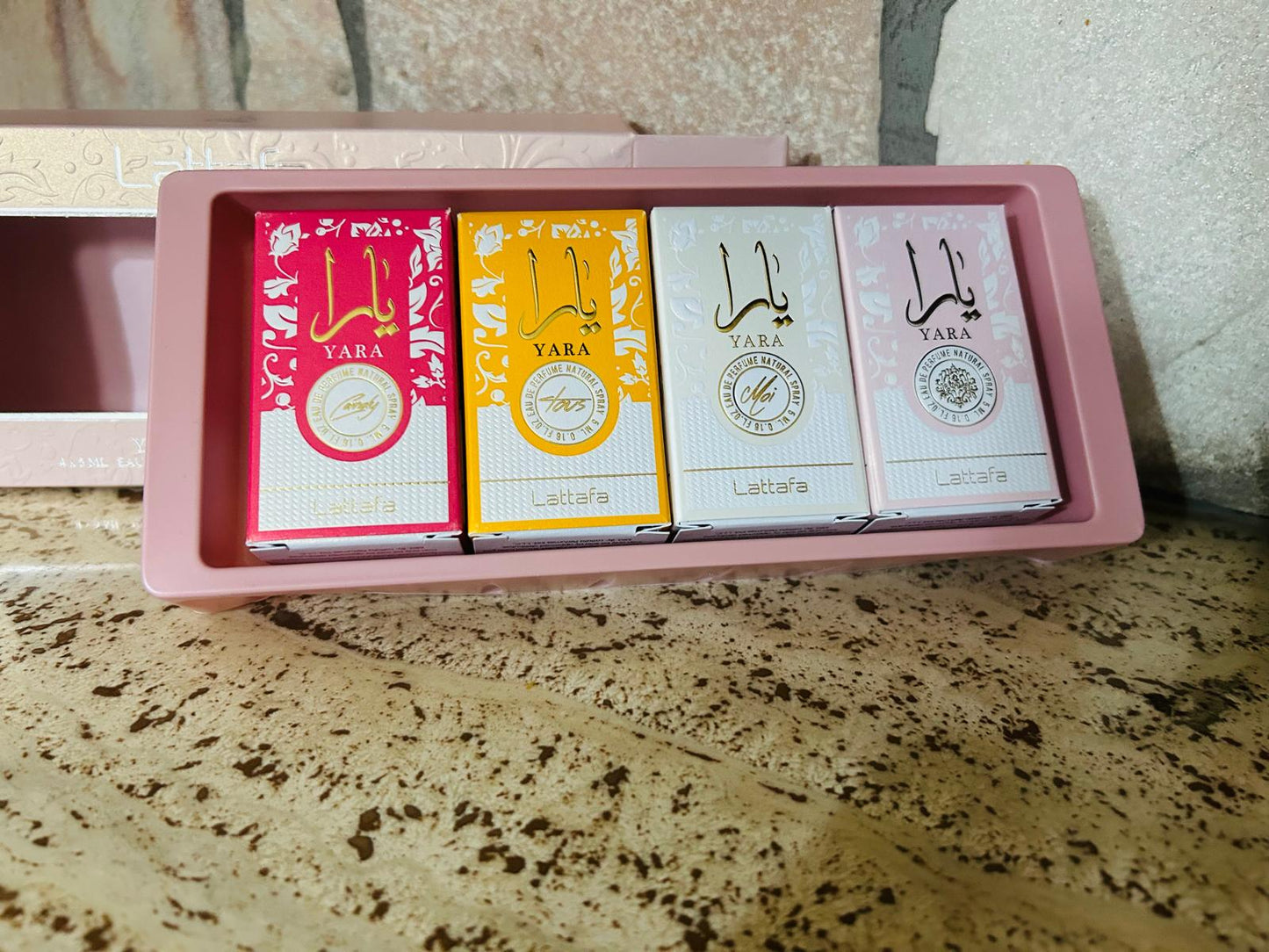 Lattafa Yara Mini Collection - Cofanetto Olio Profumato / Mini Profumi 4 x 5 ml