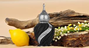 Lattafa Niche Emarati Al Dana Eau de Parfum unisex 100 ML - sandraperfume