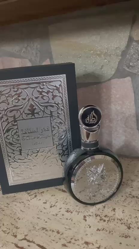 Lattafa Fakhar Czarny EDP dla mężczyzn 100 ml